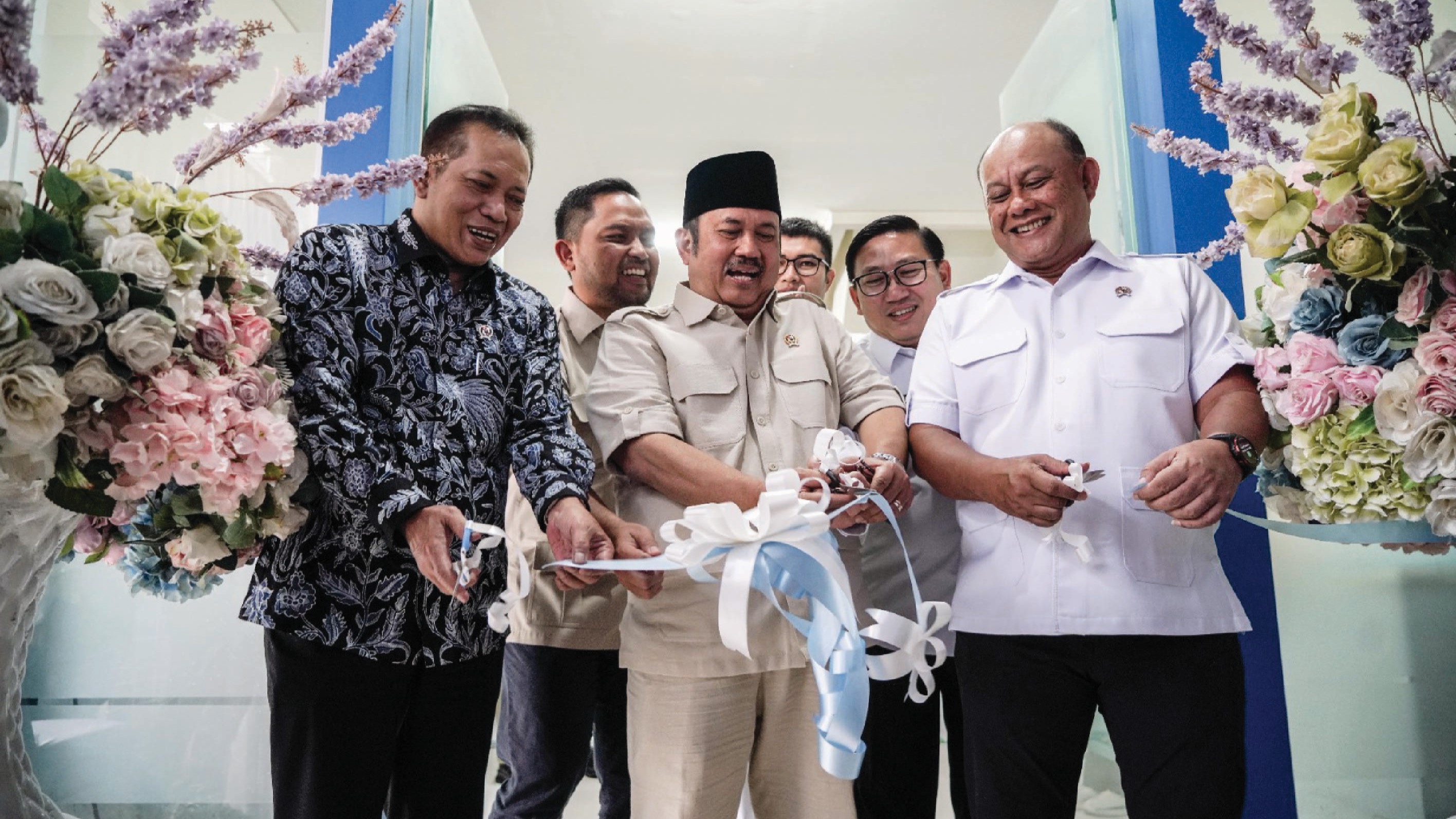 Susu Menu Favorit MBG! Kepala BGN Kabupaten Karimun Launching Rumah Susu