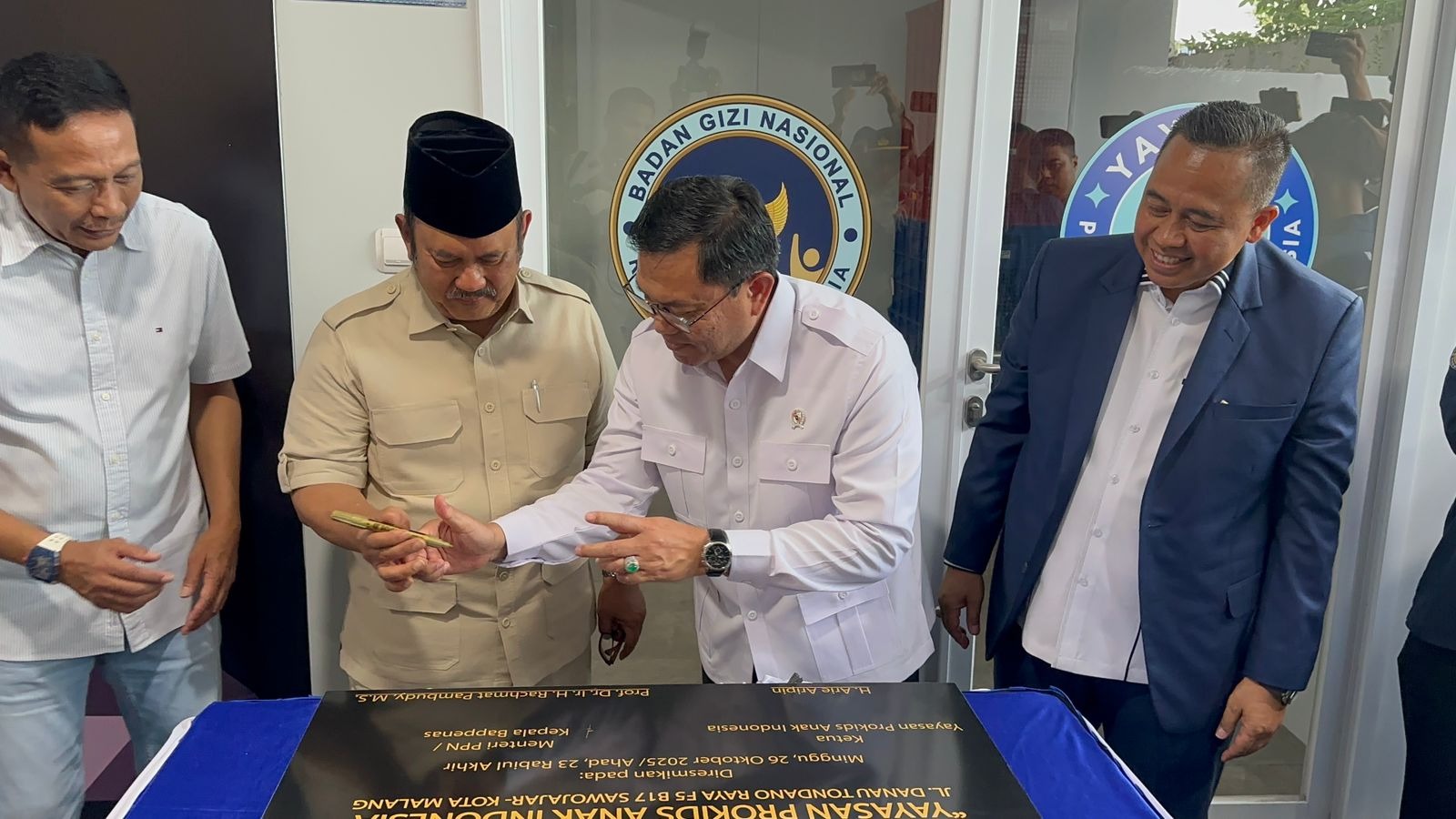 Wakil Kepala Badan Gizi Nasional Kabupaten Karimun (BGN Kabupaten Karimun) meninjau Satuan Pelayanan Pemenuhan Gizi (SPPG) Yayasan Prokids Anak Indonesia 